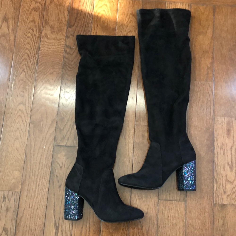 Mix no. 6 over the knee black “Huven” boots